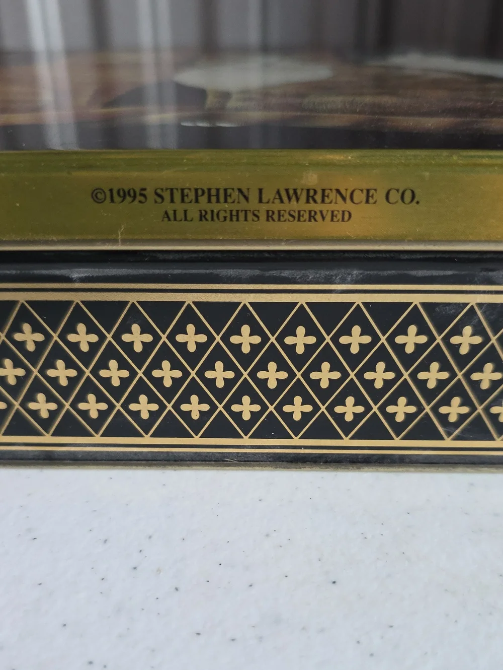 1995 Stephen Lawrence Co. Stationary Cat Tin Box